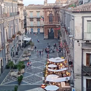 Da Zia Maria , Aeroporto di Catania Fontana Rossa Italia