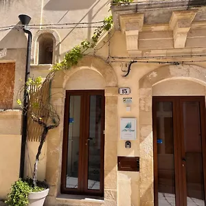 Alex , Ragusa Italia